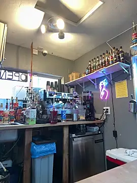 Snapshot of delicioussdixie chatting on 03/11/25, 01:05 delicioussdixie online show from 03/11/25, 01:05