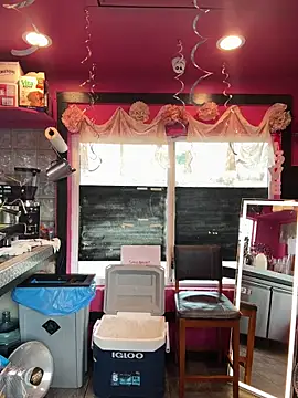 Snapshot of delicioussdixie chatting on 03/21/25, 10:28 delicioussdixie online show from 03/21/25, 10:28