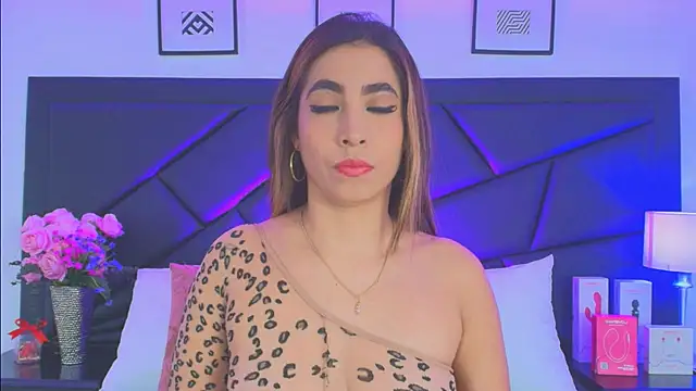 SophieCarther online show from 11/29/25, 11:35