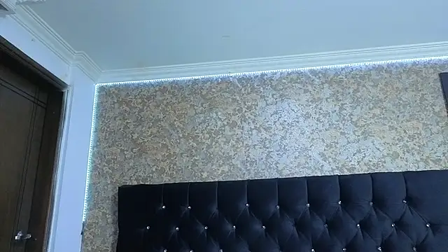 stella xue online show from 11/14/25, 09:24