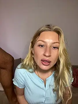 Snapshot of belle98 chatting on 01/18/25, 04:31 belle98 online show from 01/18/25, 04:31