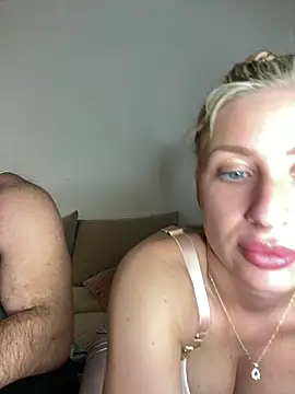 Snapshot of belle98 chatting on 02/26/25, 08:22 belle98 online show from 02/26/25, 08:22