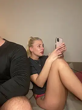 Snapshot of belle98 chatting on 03/01/25, 08:10 belle98 online show from 03/01/25, 08:10