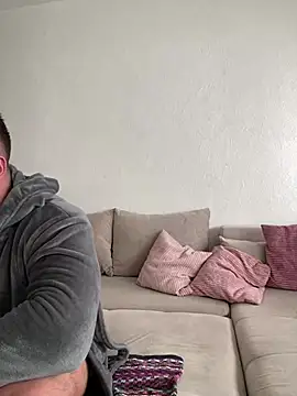 Snapshot of belle98 chatting on 03/20/25, 02:42 belle98 online show from 03/20/25, 02:42