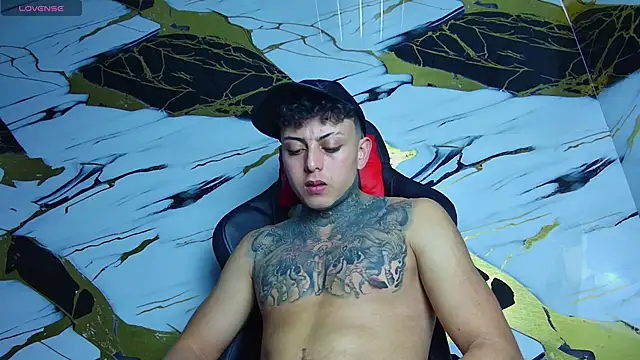 Kevin22 222 online show from 03/01/25, 10:42