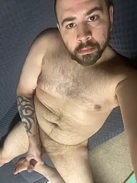 bighung1990 online show from 10/26/25, 09:59