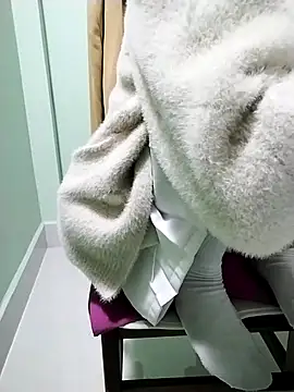 Luxcute286 online show from 02/18/25, 02:06