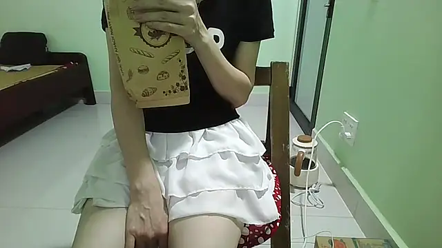 Luxcute286 online show from 09/14/25, 11:59