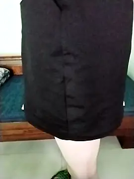 Luxcute286 online show from 04/21/26, 02:51