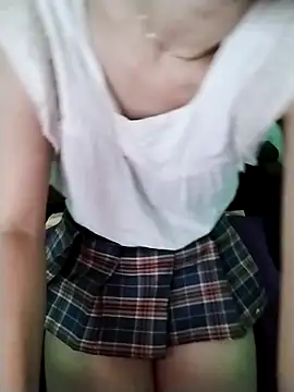 Luxcute286 online show from 07/03/26, 12:50