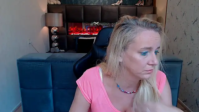 Wendysexyx online show from 09/30/25, 08:08