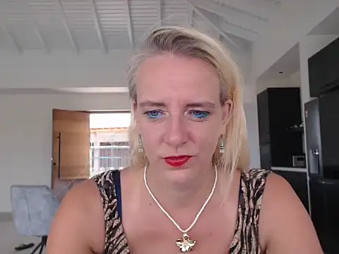 Wendysexyx online show from 10/26/25, 03:07