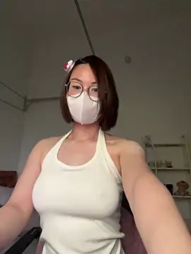 Baby Claraa online show from 05/03/26, 05:46