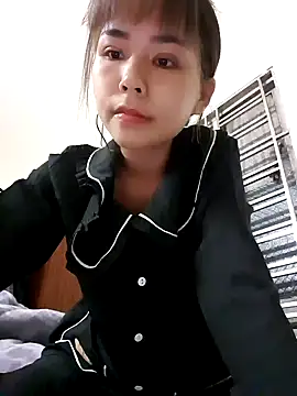 Snapshot of Samsam_567 chatting on 12/17/24, 03:39 Samsam 567 online show from 12/17/24, 03:39