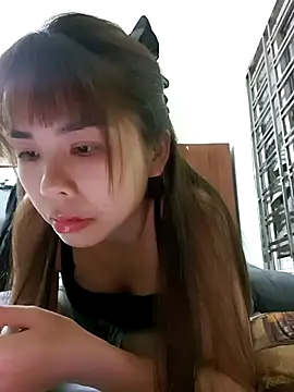 Snapshot of Samsam_567 chatting on 02/05/25, 04:58 Samsam 567 online show from 02/05/25, 04:58