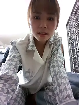Snapshot of Samsam_567 chatting on 02/26/25, 04:35 Samsam 567 online show from 02/26/25, 04:35