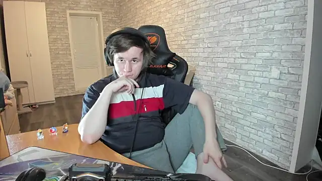 iliaskrislove online show from 03/21/25, 06:40