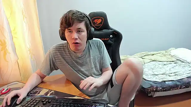 iliaskrislove online show from 09/18/25, 03:41