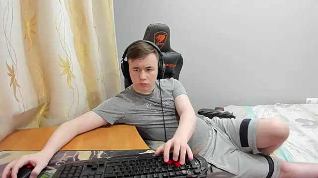 iliaskrislove online show from 04/23/26, 01:18