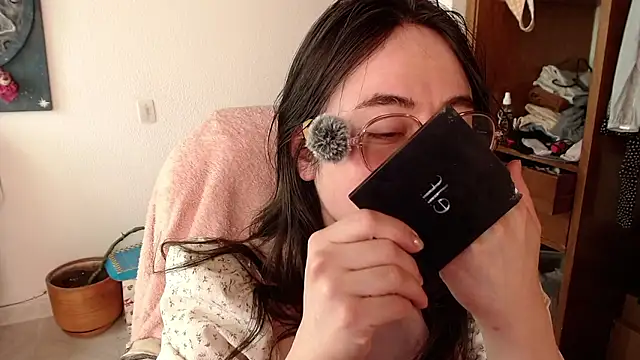 emily pearl  online show from 01/18/26, 10:02