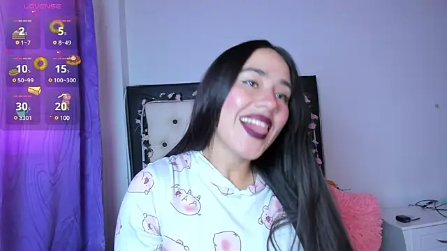 Snapshot of Veeronica_Smith chatting on 12/18/24, 02:17 Veeronica Smith online show from 12/18/24, 02:17