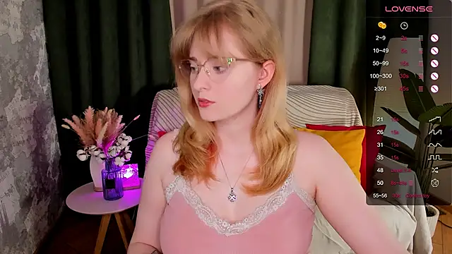 Aemilia  online show from 05/12/26, 07:16