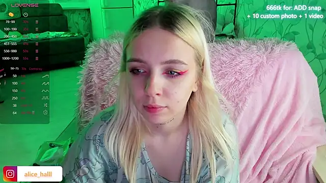 Alice Halle online show from 12/15/24, 10:28