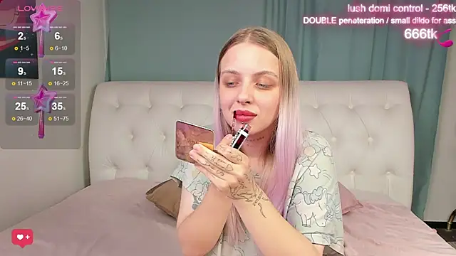 Alice Halle online show from 10/16/25, 11:55