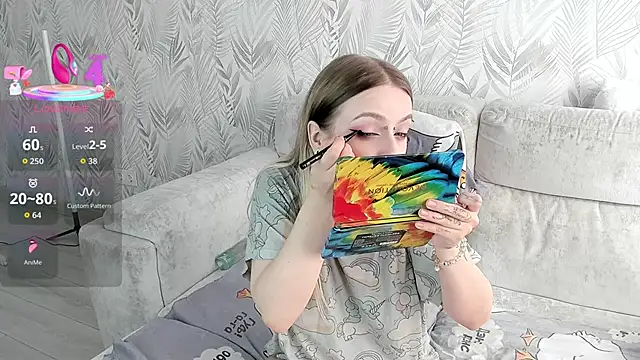 Alice Halle online show from 03/21/26, 08:19