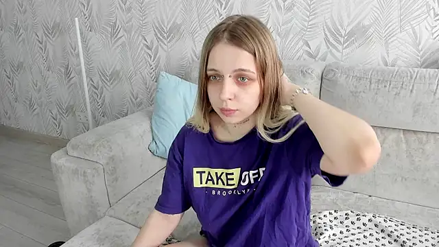 Alice Halle online show from 04/18/26, 09:35