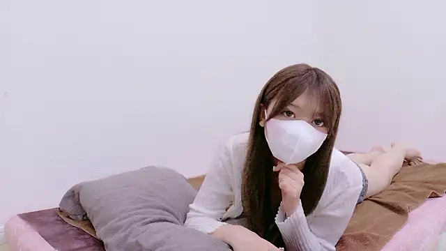 Snapshot of yuki-chi chatting on 09/15/25, 01:44 yuki-chi online show from 09/15/25, 01:44