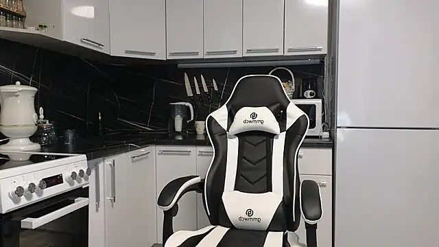 Strip-Lady online show from 02/11/25, 02:25