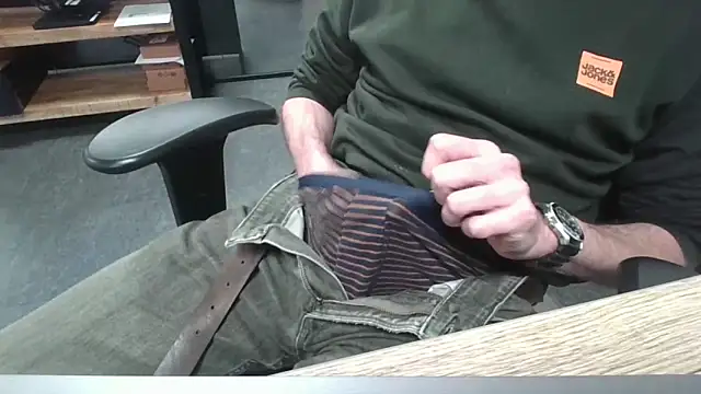 Michealtje85 online show from 02/09/26, 04:22