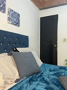 antonelaswete02 online show from 01/31/25, 11:56