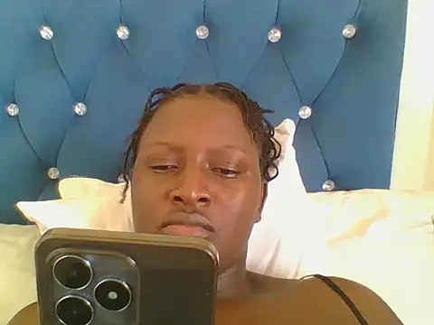 Heavy ass online show from 09/09/25, 06:13