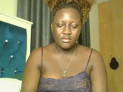 Snapshot of Heavy_ass chatting on 05/12/26, 07:44 Heavy ass online show from 05/12/26, 07:44