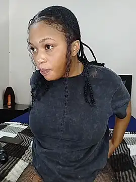 Snapshot of Sugartonguexx chatting on 02/14/26, 03:20 Sugartonguexx online show from 02/14/26, 03:20