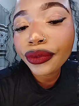 Snapshot of Sugartonguexx chatting on 02/16/26, 07:21 Sugartonguexx online show from 02/16/26, 07:21