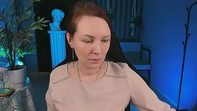 Snapshot of VandaRossi chatting on 11/13/25, 09:52 VandaRossi online show from 11/13/25, 09:52