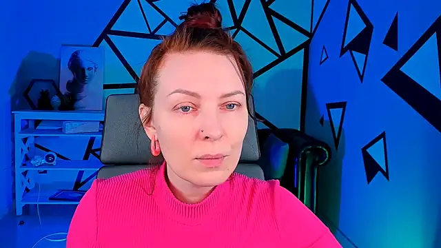 Snapshot of VandaRossi chatting on 12/19/25, 09:38 VandaRossi online show from 12/19/25, 09:38