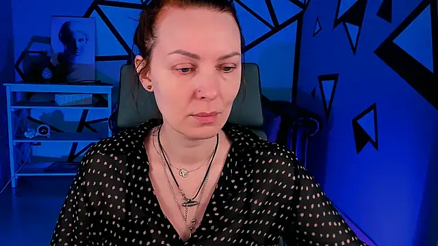 Snapshot of VandaRossi chatting on 12/20/25, 08:10 VandaRossi online show from 12/20/25, 08:10