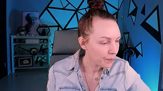 Snapshot of VandaRossi chatting on 01/14/26, 09:37 VandaRossi online show from 01/14/26, 09:37