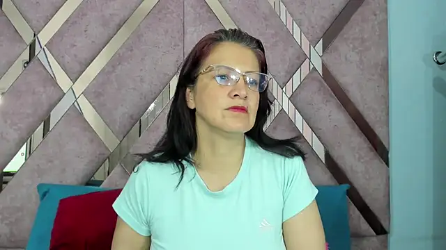 Mulan sexy01 online show from 12/03/25, 07:56