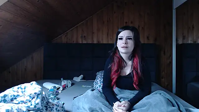 BoeseMoni1998 online show from 02/05/25, 08:43