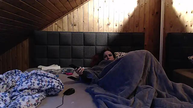 BoeseMoni1998 online show from 02/10/25, 04:36