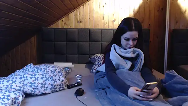 BoeseMoni1998 online show from 02/14/25, 04:31