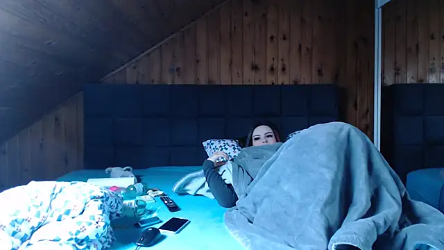 BoeseMoni1998 online show from 02/26/25, 09:10