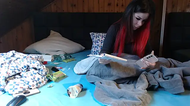 BoeseMoni1998 online show from 02/28/25, 08:20