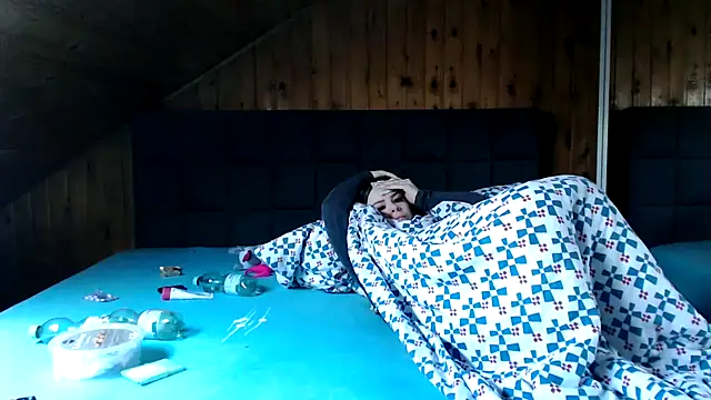 BoeseMoni1998 online show from 03/12/25, 07:57