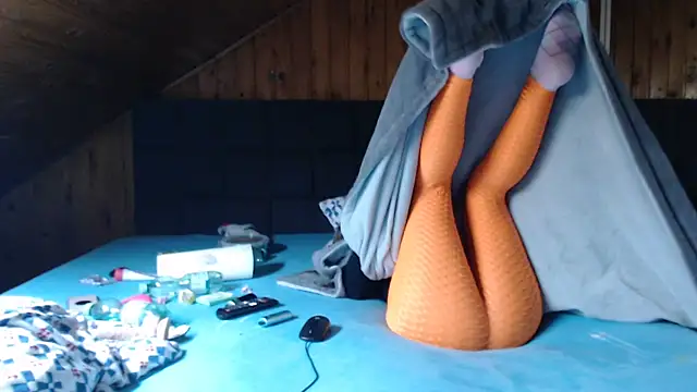 BoeseMoni1998 online show from 03/15/25, 01:40